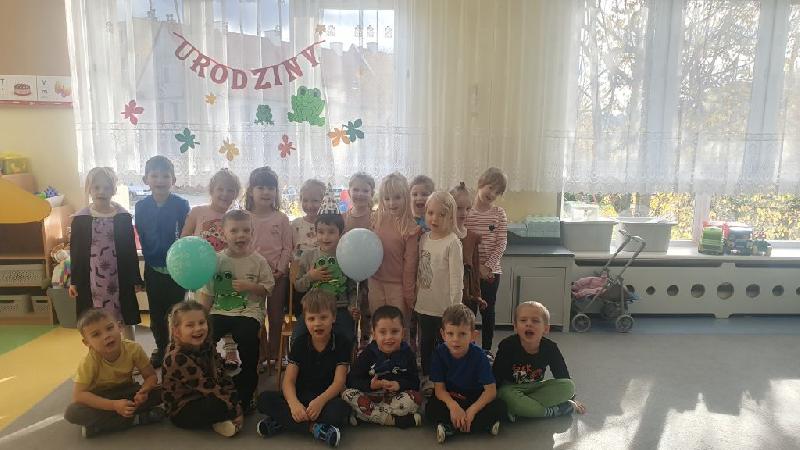 urodziny paźsziernik żabki