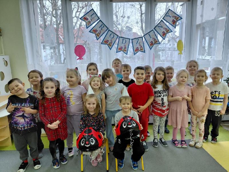 urodziny w grudniu biedronki