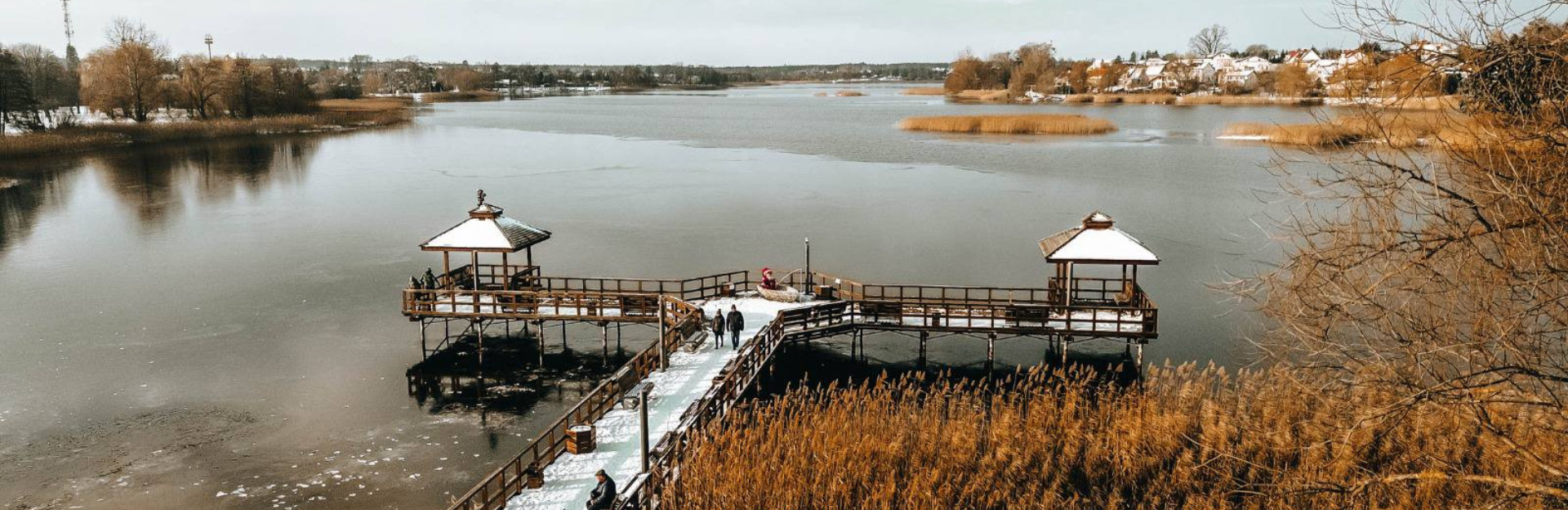 Molo szczytno jezioro domowe duże zima 