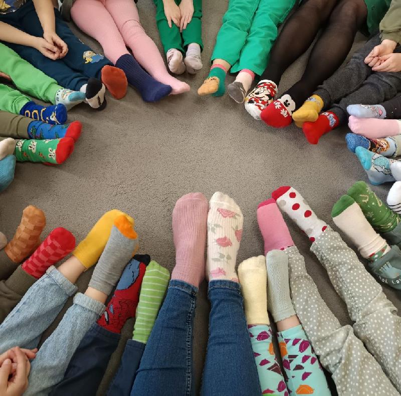 Dzień kolorowej skarpetki