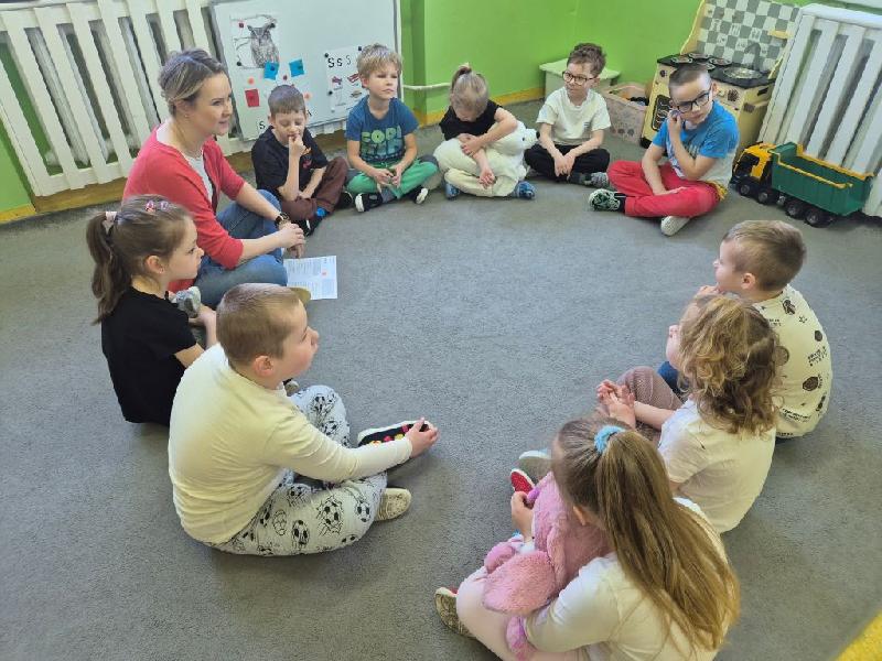 ABC MegaMocy-nasza supermoc-empatia zajecia z Panią Kasią 